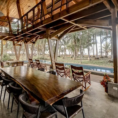 Mangue House Villa